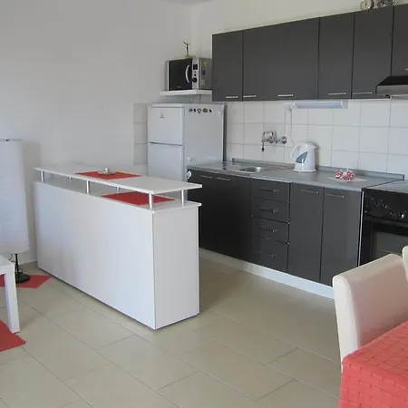 Holiday home Mirta
